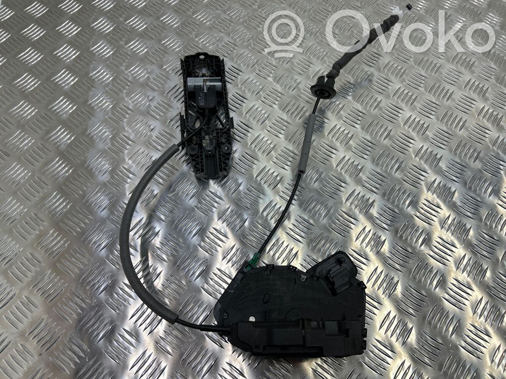 Audi Q3 F3 Front door lock 