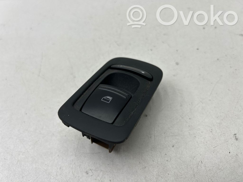 Porsche Cayenne (9PA) Przyciski szyb 