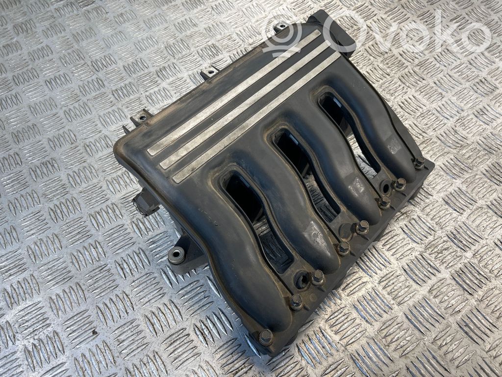 BMW 3 E46 Intake manifold 