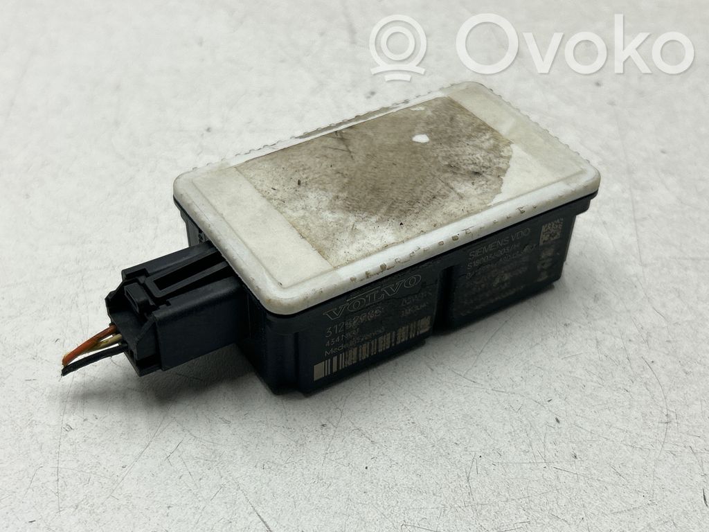 Volvo V50 Door central lock control unit/module 