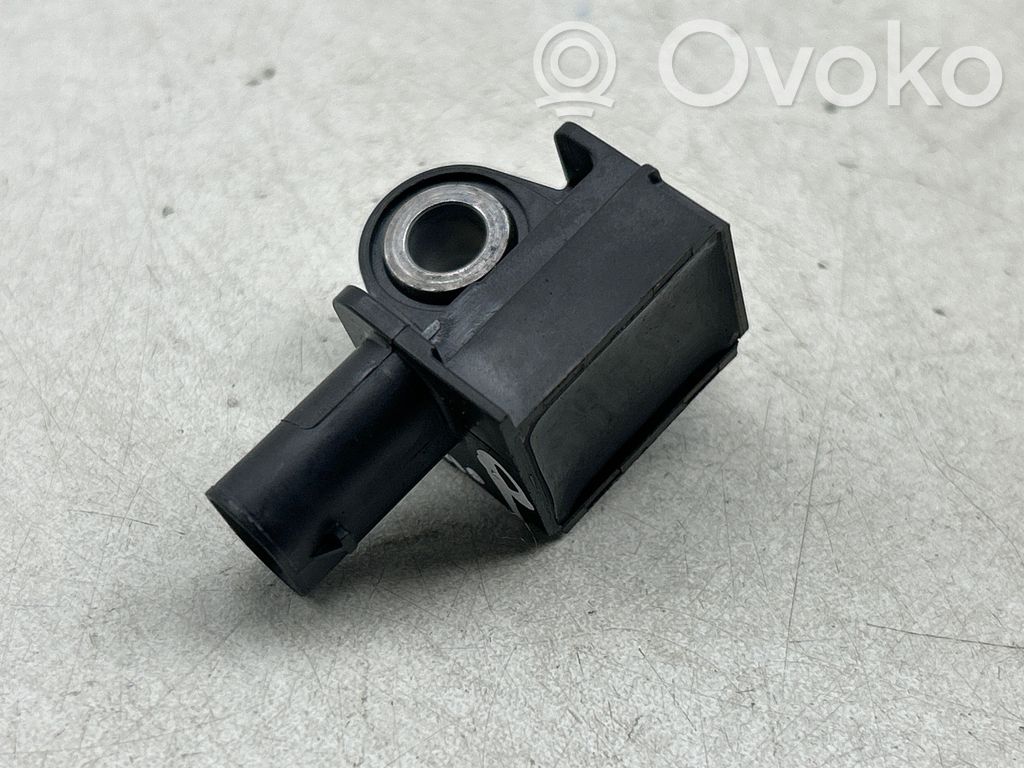Chrysler Pacifica Airbag deployment crash/impact sensor 