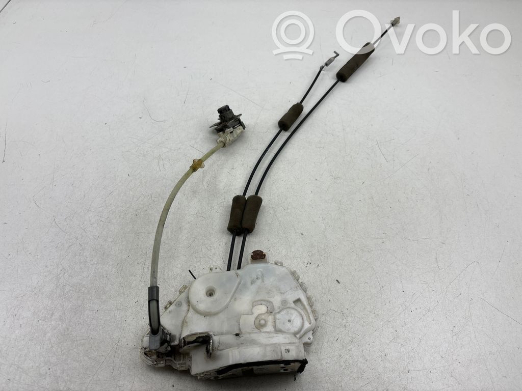 Honda Civic Priekšpusē slēdzene 