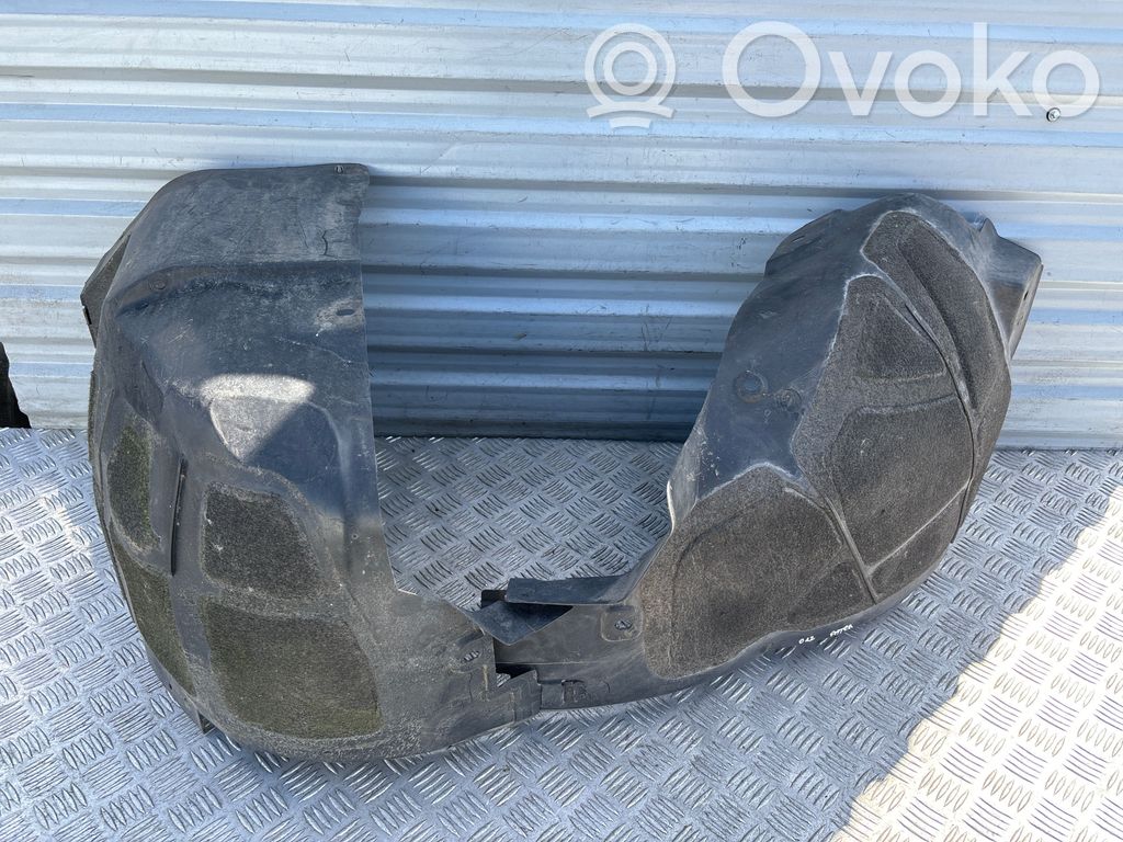 Opel Astra J Nadkole przednie 