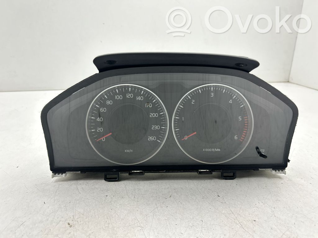 Volvo V60 Speedometer (instrument cluster) 