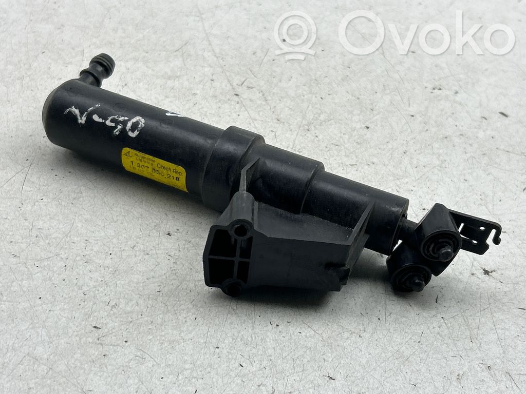 Volvo V50 Dysza spryskiwacza lampy przedniej 