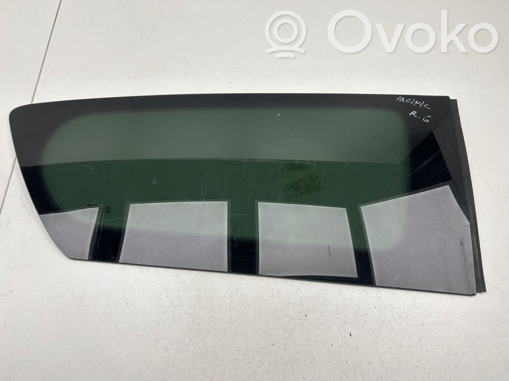 Chrysler Pacifica Rear side window 