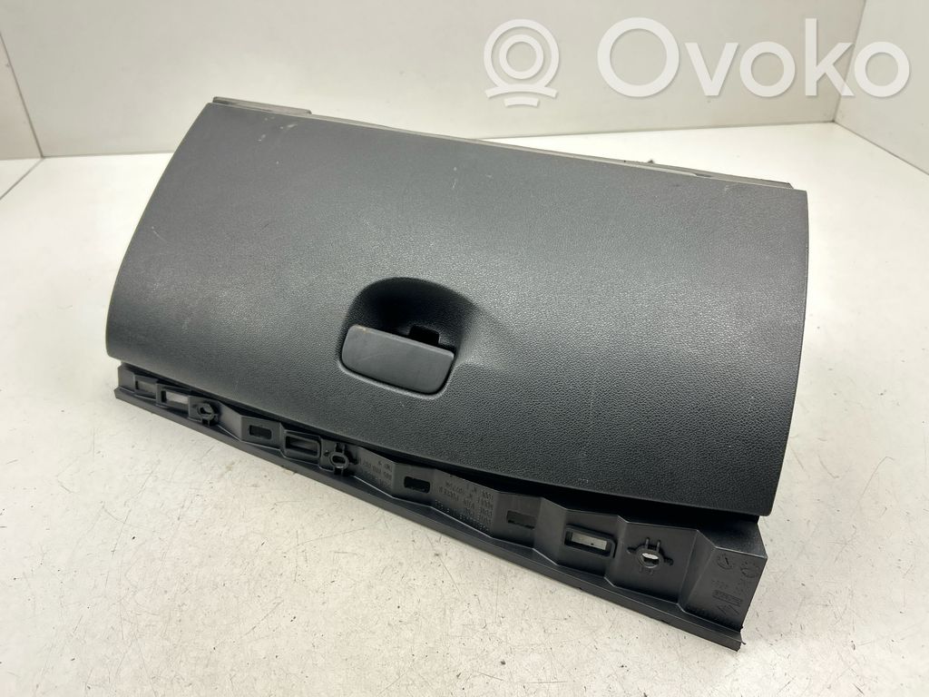 Renault Megane III Glove box set 