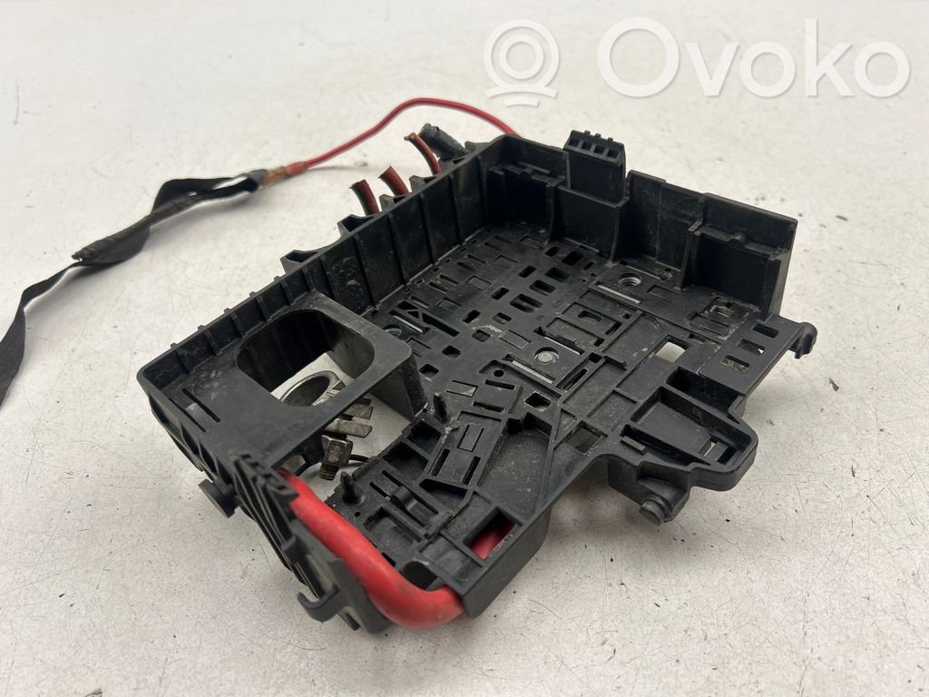 Opel Meriva B Fuse module 