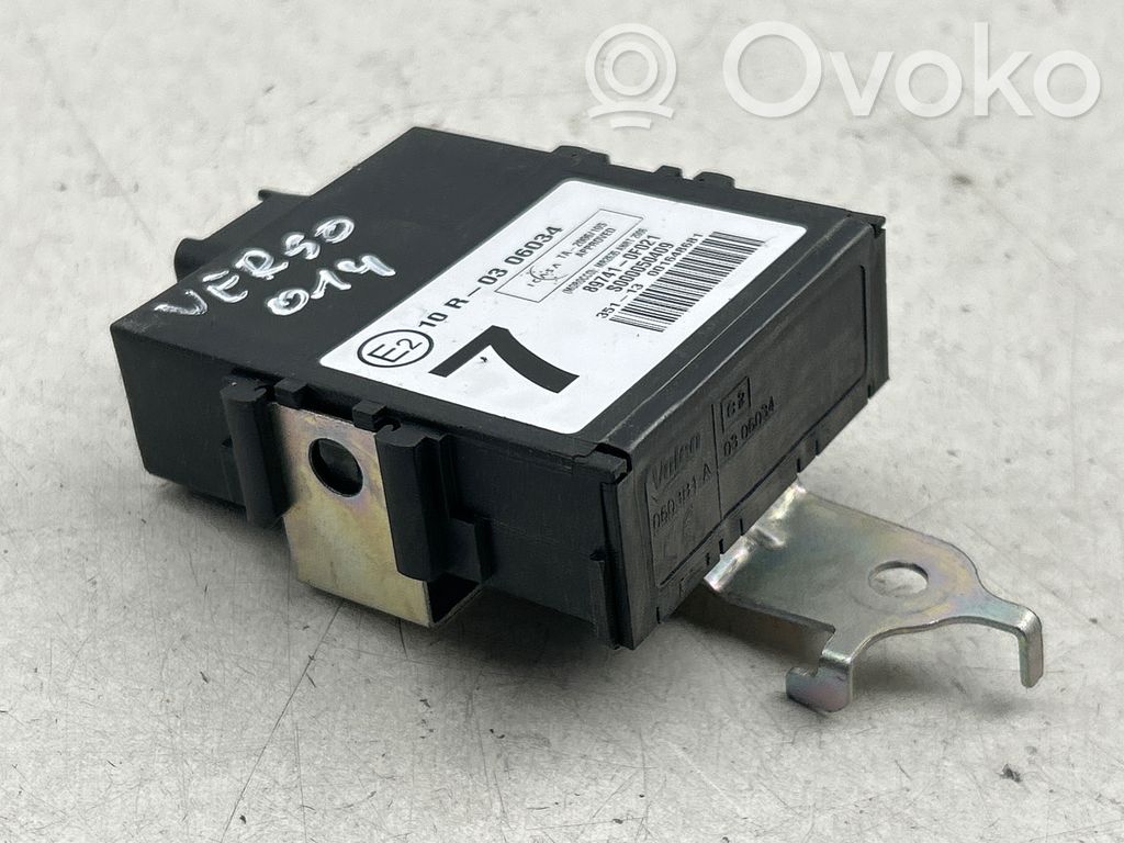 Toyota Verso Door control unit/module 