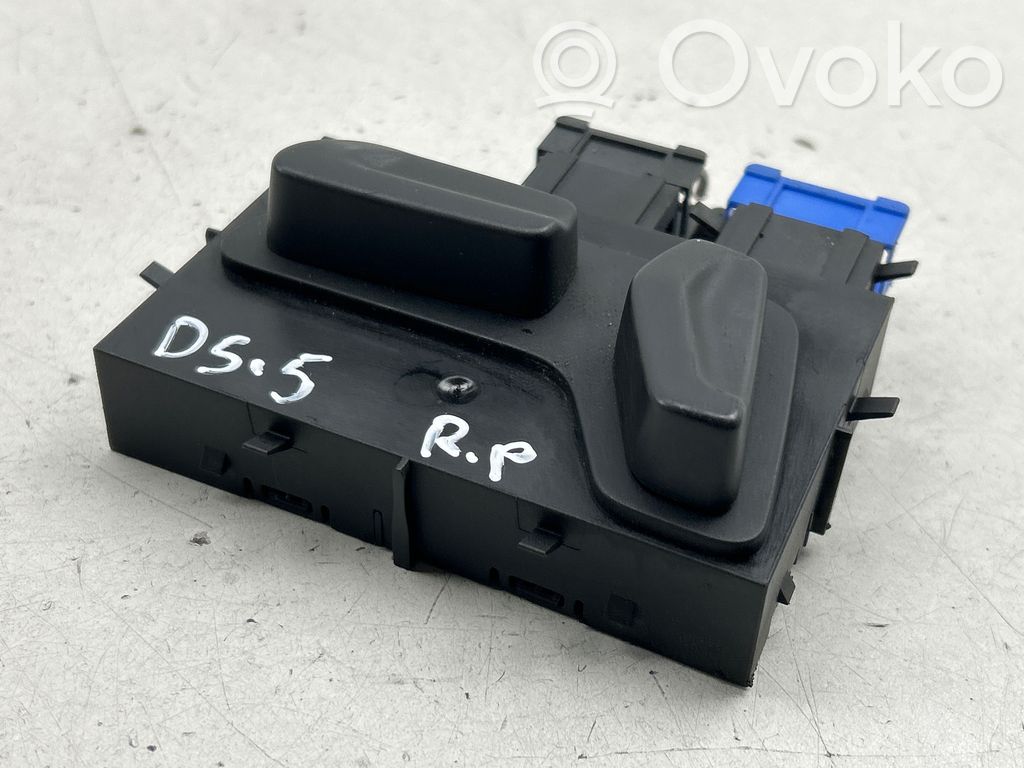 Citroen DS5 Seat control switch 