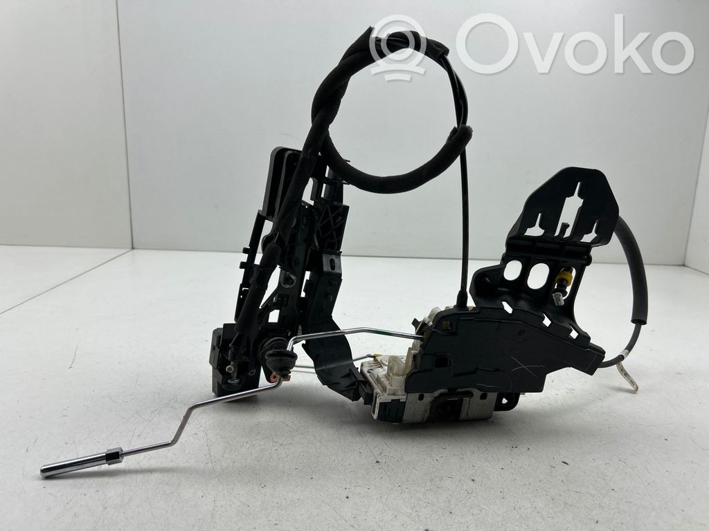 Dodge Charger Priekšpusē slēdzene 
