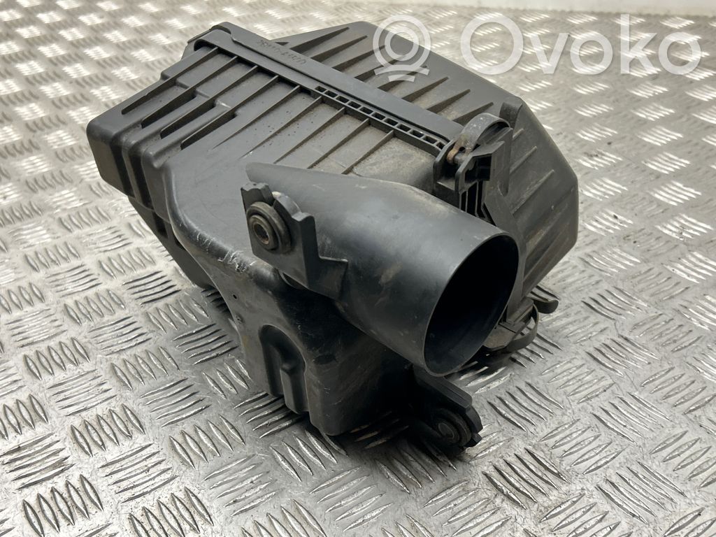 Hyundai i30 Air filter box 