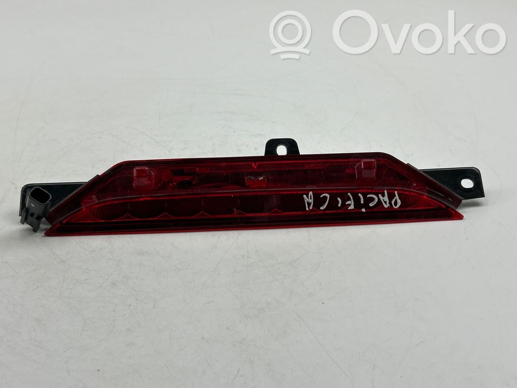 Chrysler Pacifica Third/center stoplight 
