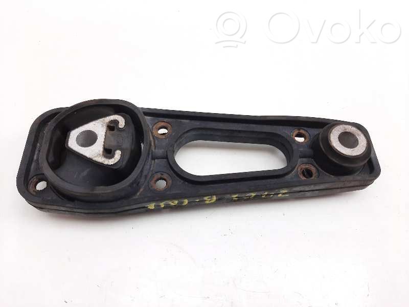 Dacia Duster Engine mount bracket 