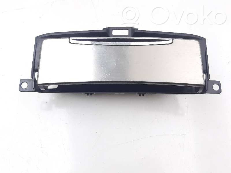 Ford Mondeo MK IV Posacenere (anteriore) 