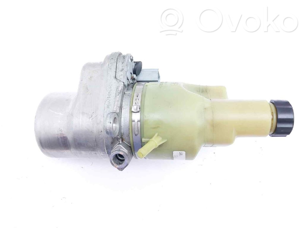 Volvo V50 Ohjaustehostimen pumppu 