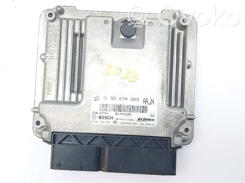 Opel Insignia A Engine control unit/module 