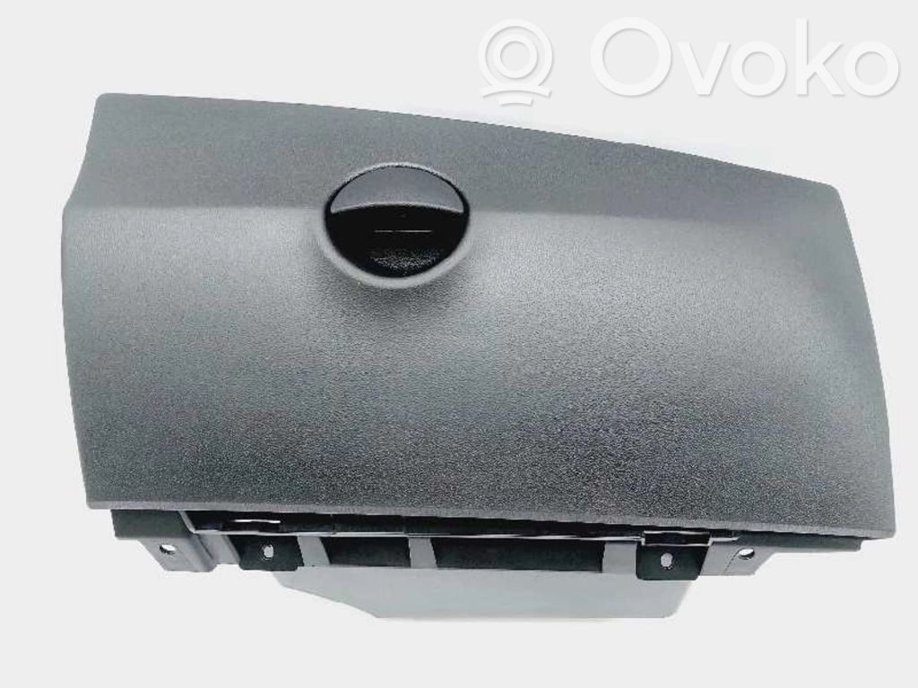 Fiat 500E Daiktadėžė 