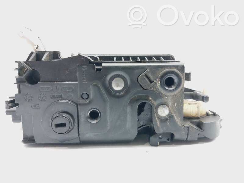 DS Automobiles 5 Front door lock 