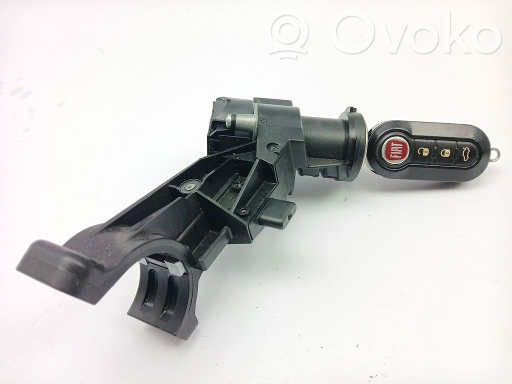 Fiat 500L Anti-theft wheel nuts and lock 
