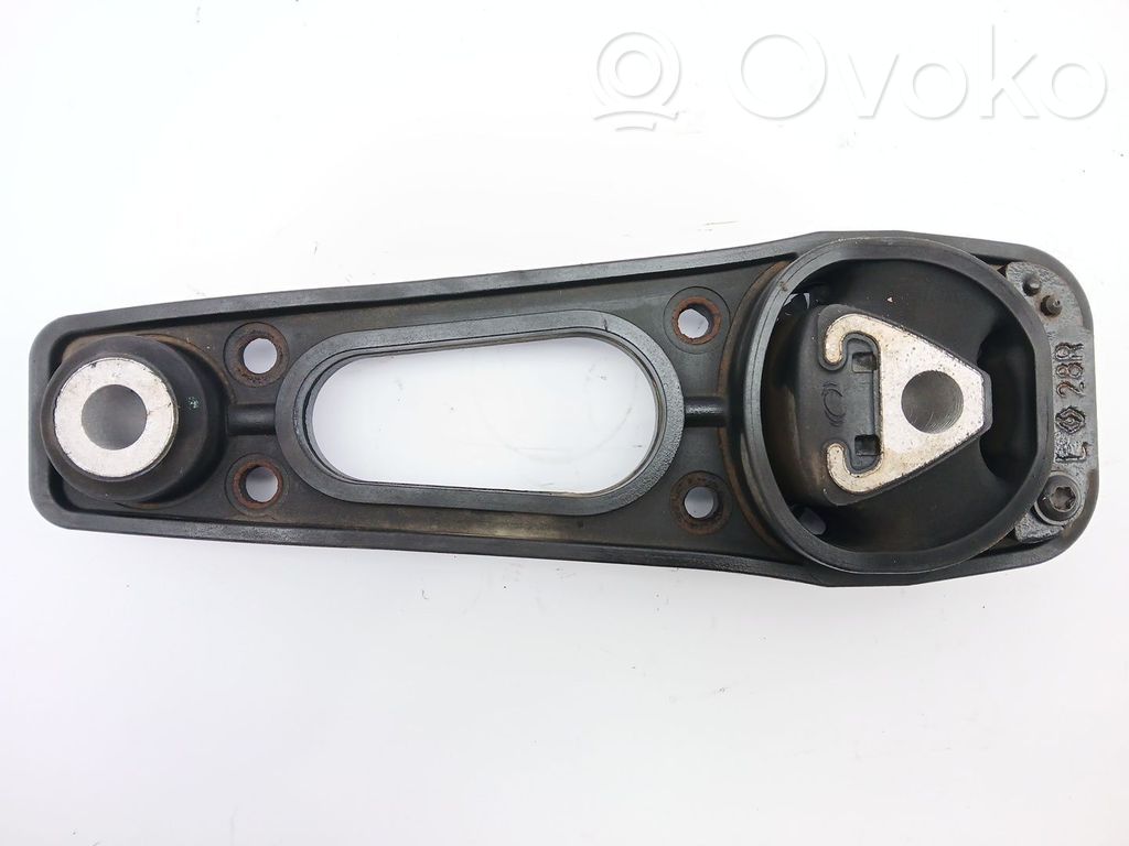 Dacia Duster Engine mount bracket 