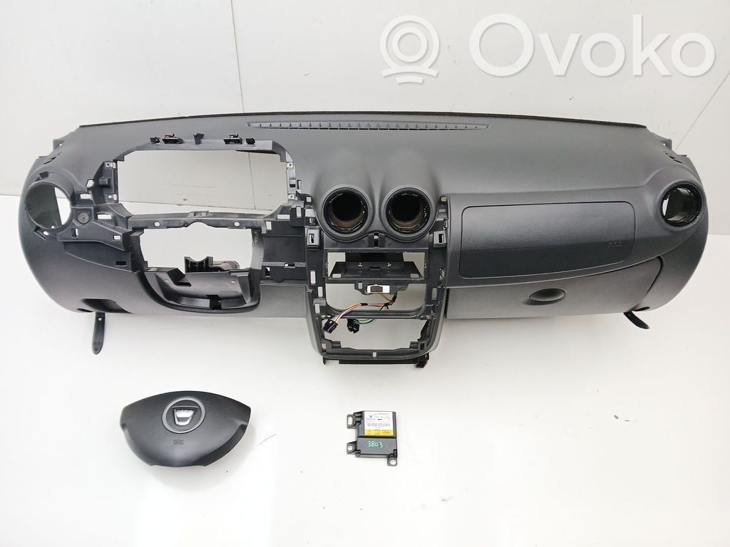 Dacia Duster Drošības spilvenu komplekts 
