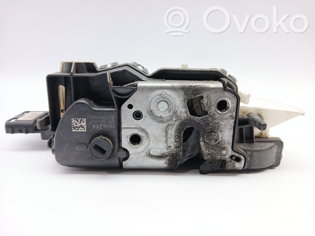 Citroen C3 Front door lock 