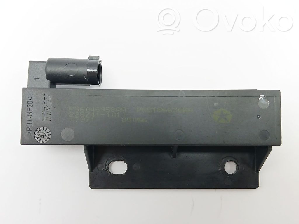 Jeep Cherokee KL Antenne intérieure accès confort 