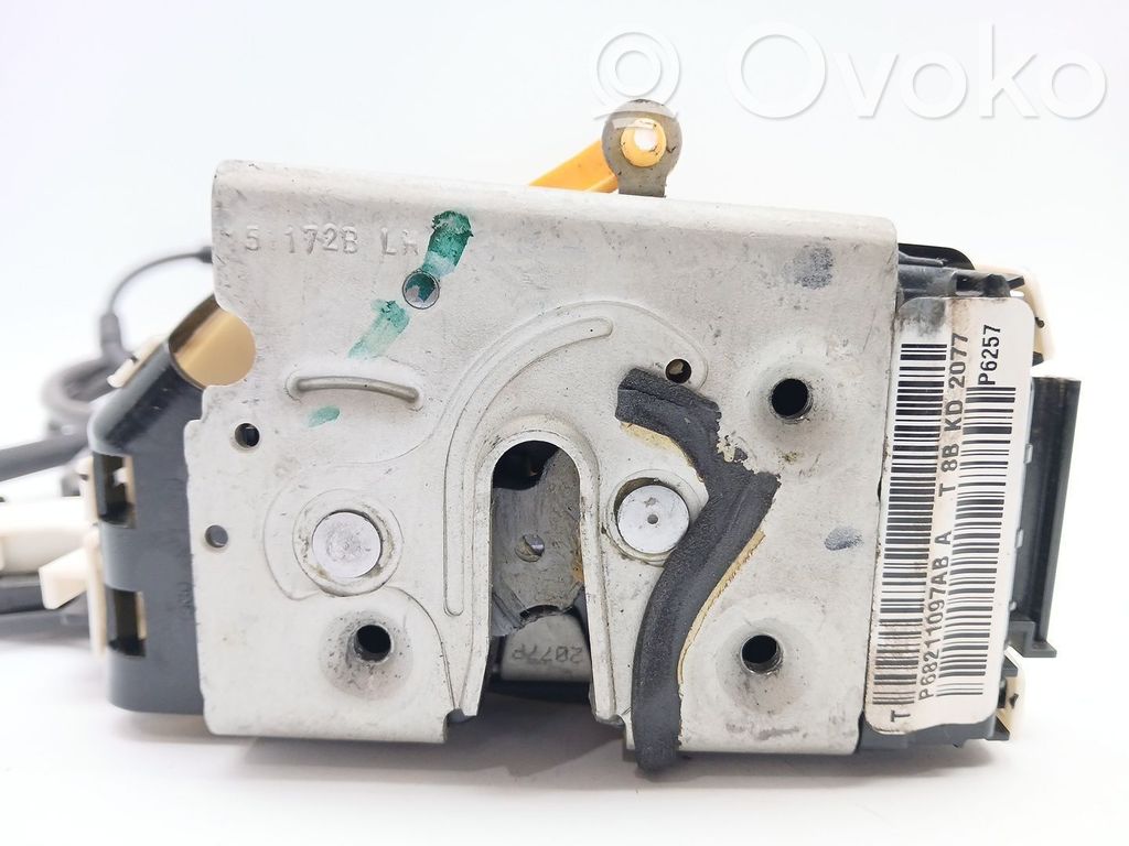 Jeep Cherokee KL Front door lock 