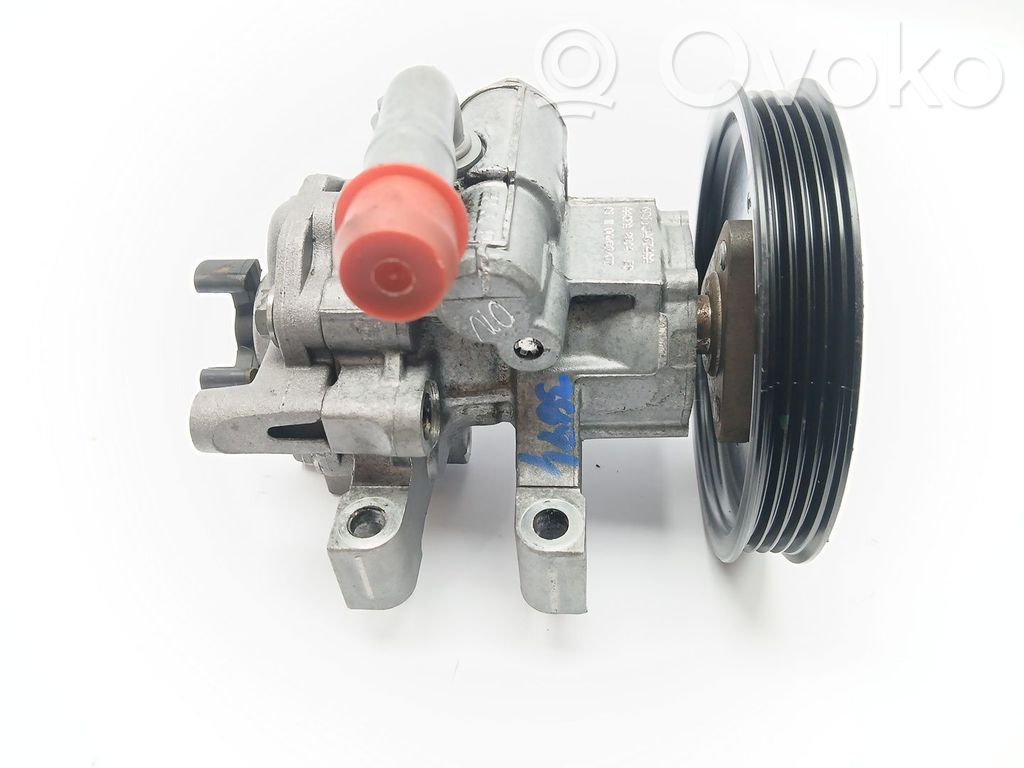 Power steering pump   6C113A674AA