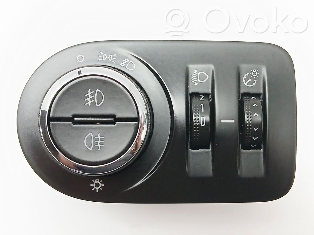 Opel Corsa E Interruttore di regolazione dell’illuminazione del quadro 