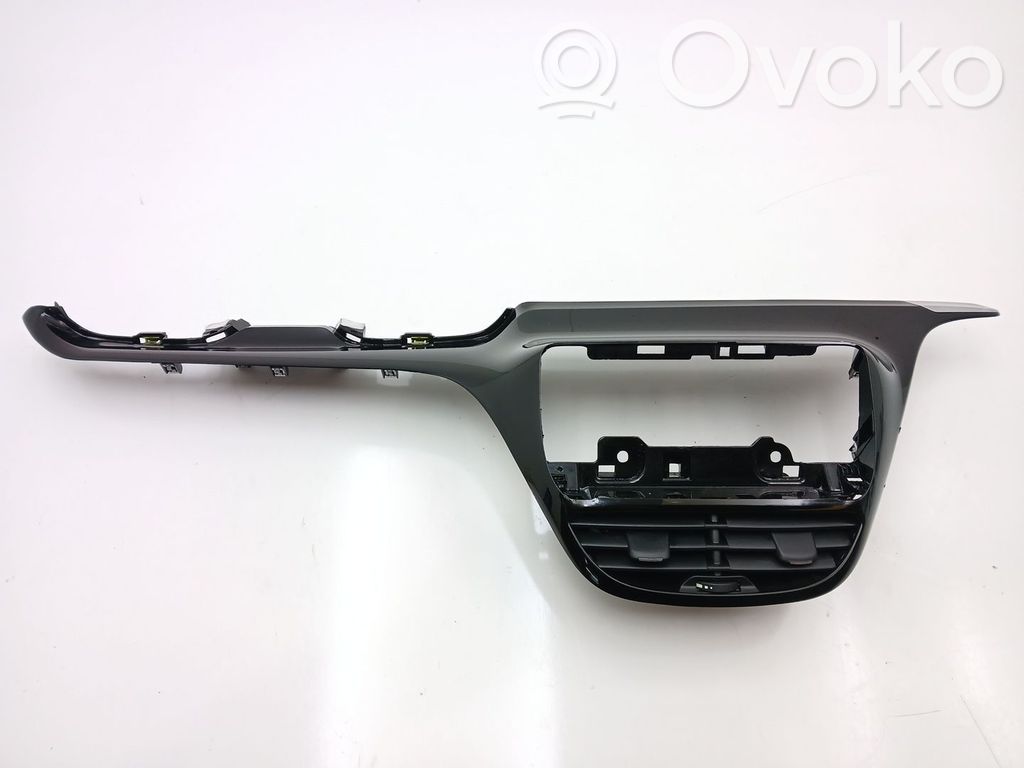 Peugeot 2008 I Rejilla de ventilación central del panel 