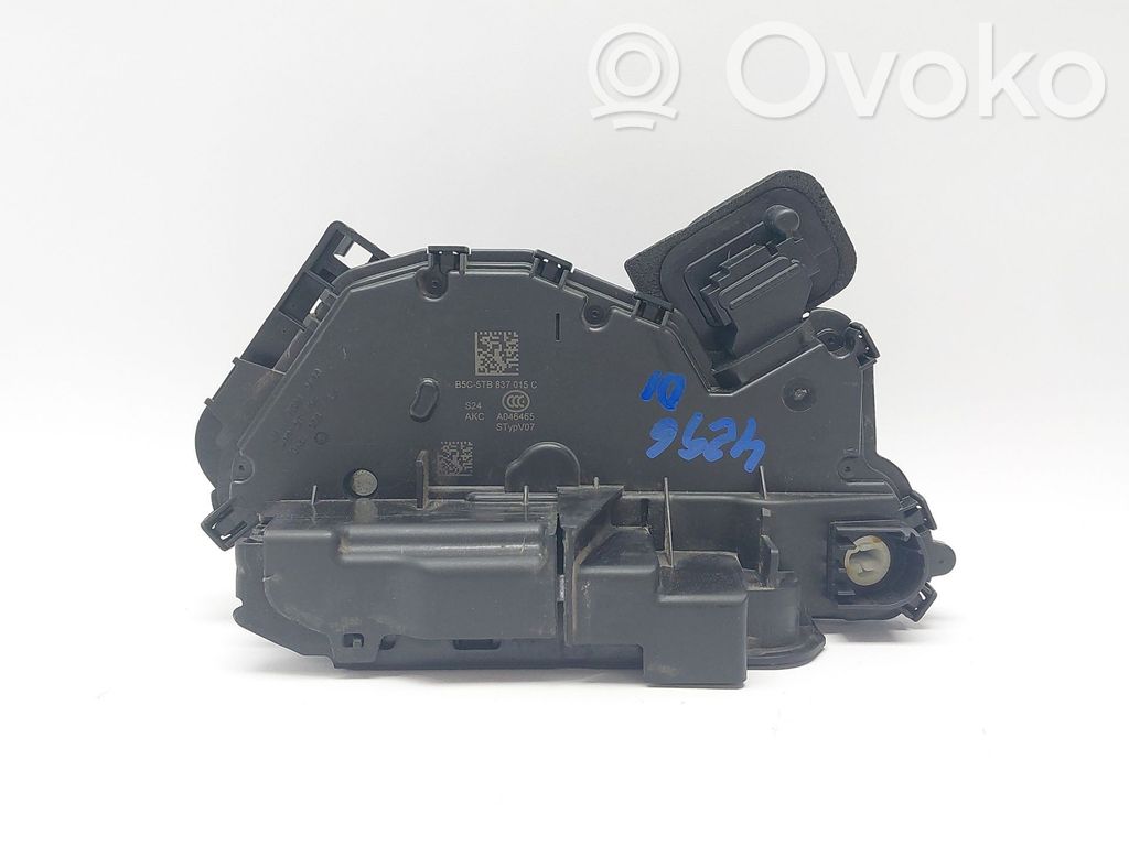 Audi A3 8Y Etuoven lukko 