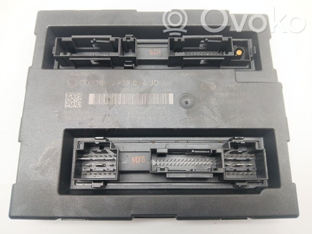 Audi A4 Allroad Antenne intérieure accès confort 