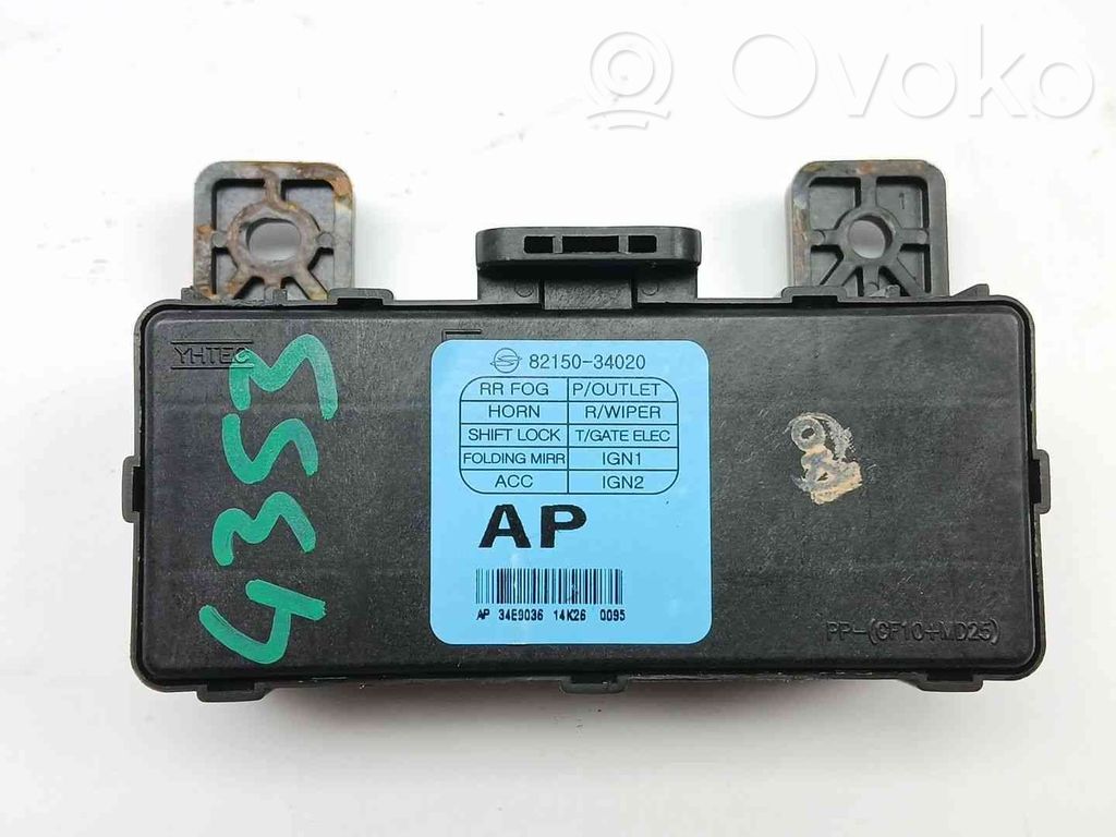 Radion pystyantenni   8215034020