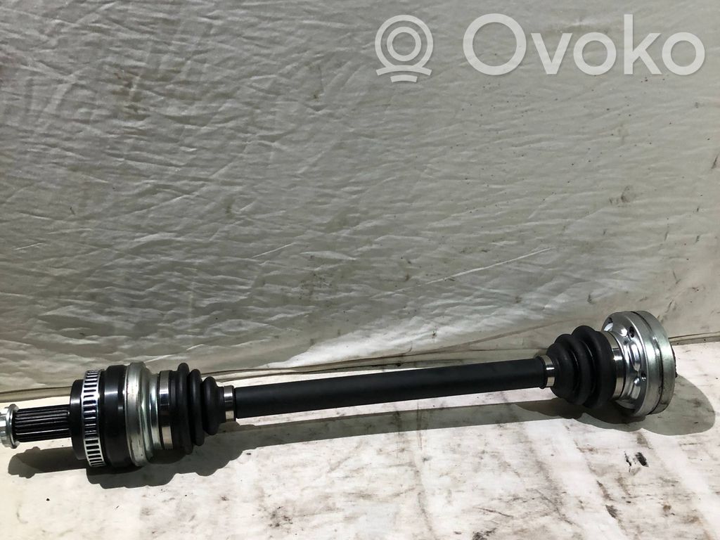 Takavetoakseli   205022,20L677