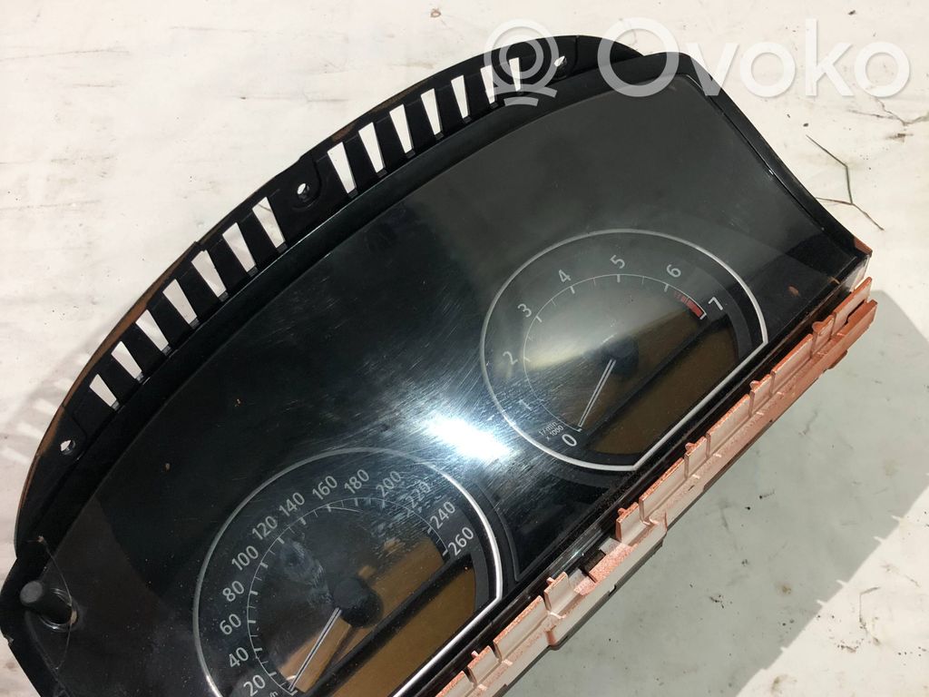 Geschwindigkeitsmesser Cockpit   6922945,110080103,103031003542