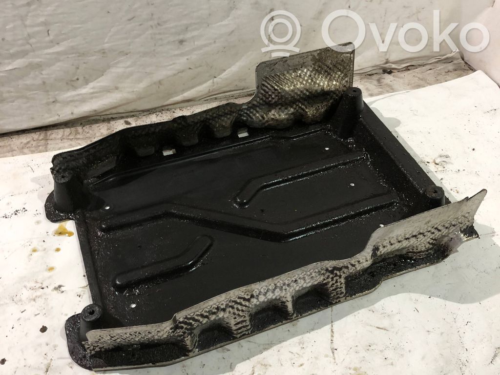 BMW 7 E65 E66 Couvre-soubassement avant 