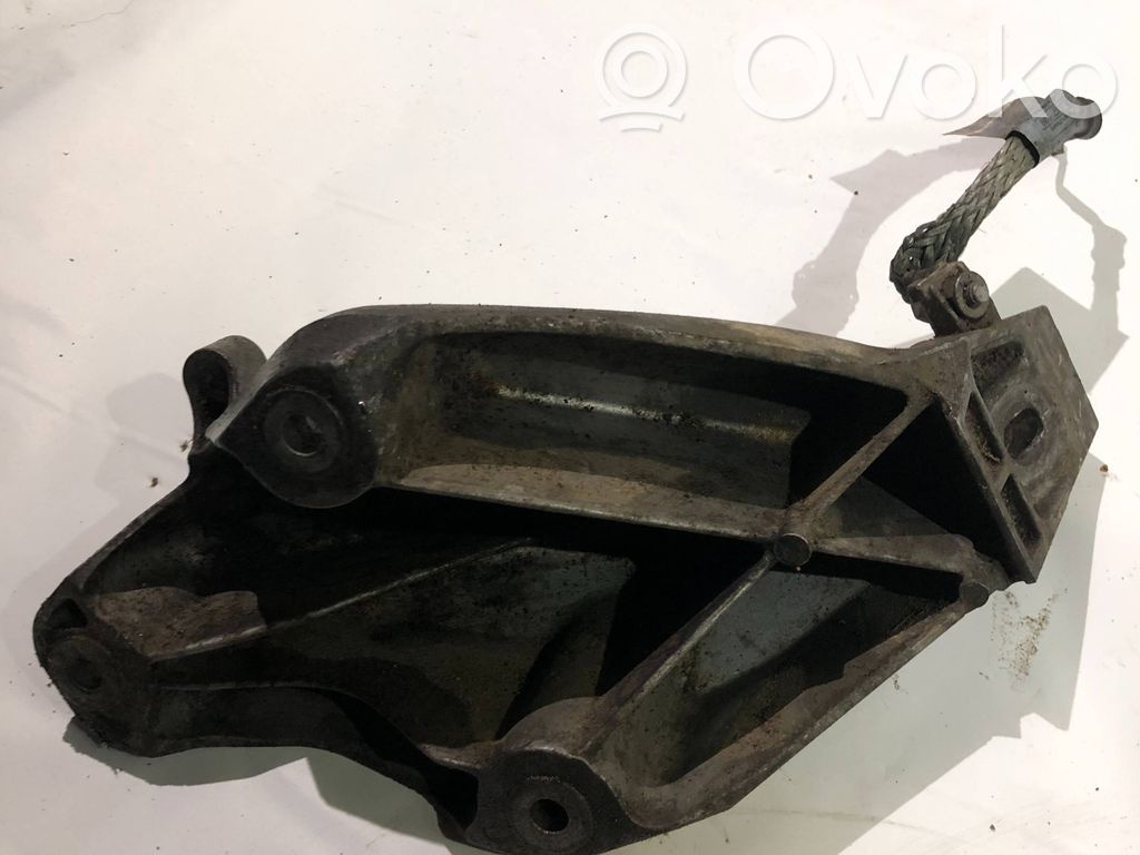 BMW X6 E71 Engine mounting bracket 
