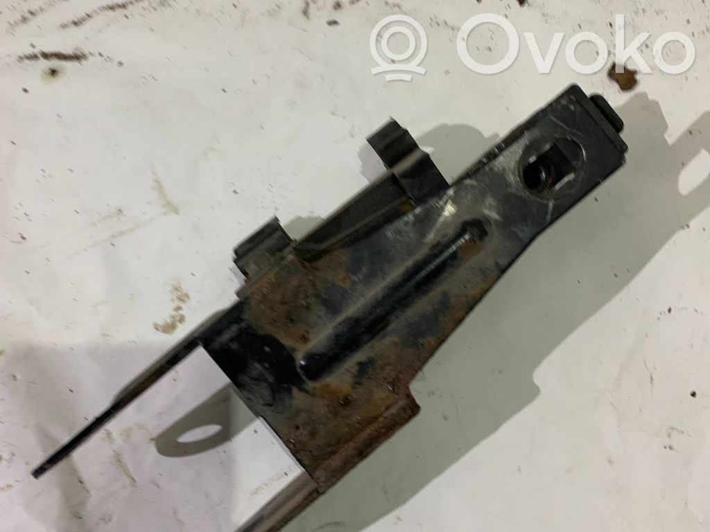 Mini One - Cooper R50 - 53 Engine mounting bracket 