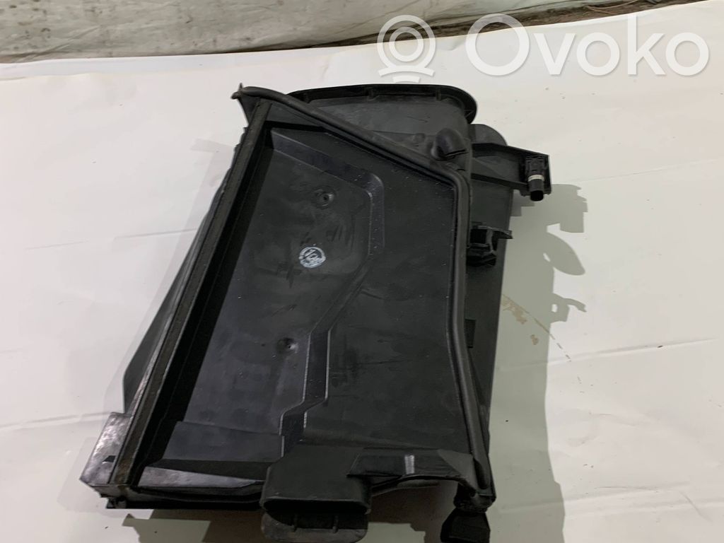 BMW 5 E39 Salono oro mazgo plastikinis korpusas 