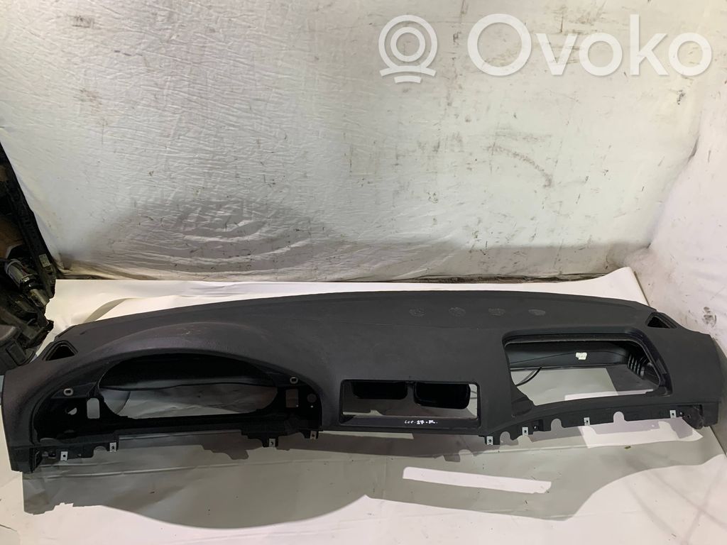 BMW 5 E39 Dashboard 