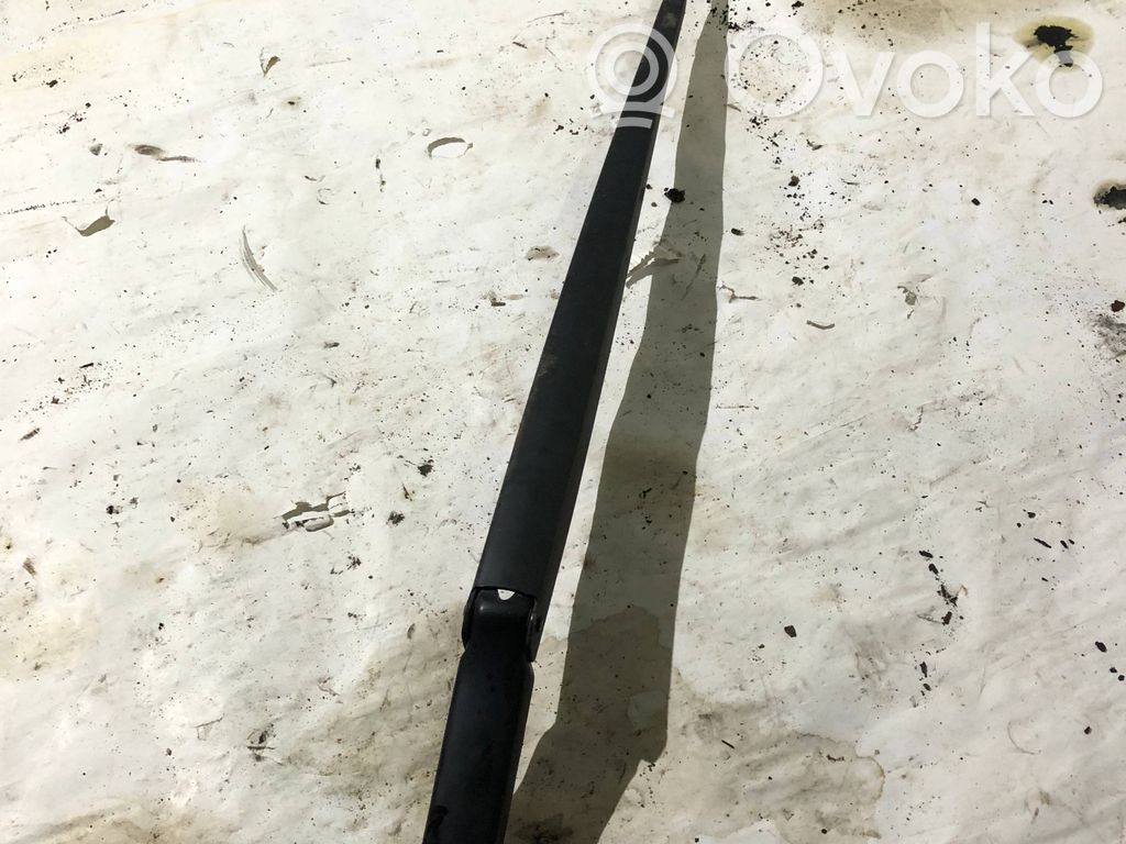 BMW 3 E46 Front wiper blade arm 