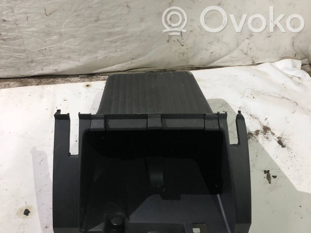 Ford Focus Glove box 
