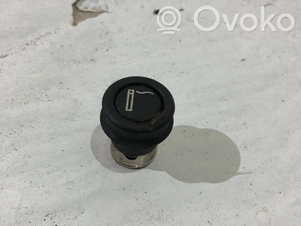 BMW 3 E46 Cigarette lighter 