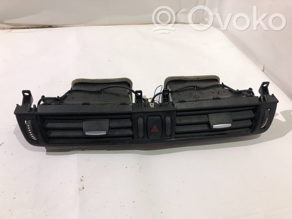 BMW X5 F15 Dysze / Kratki środkowego nawiewu deski rozdzielczej 