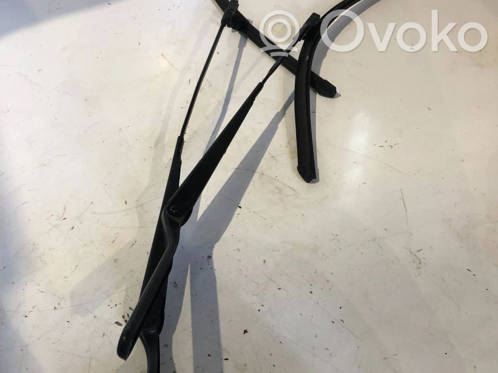 BMW X5 E70 Windshield/front glass wiper blade 
