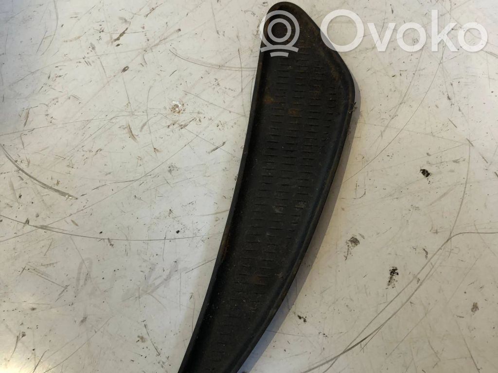 BMW X6 E71 Glove box pad 