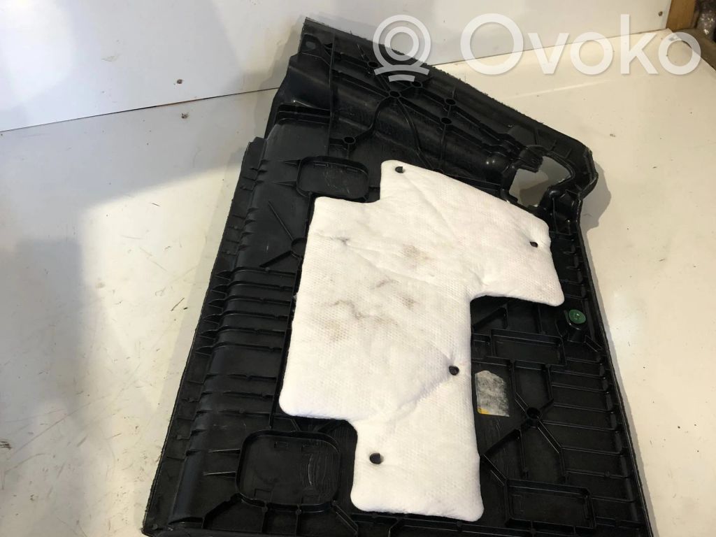 BMW X6 E71 Trunk/boot lower side trim panel 
