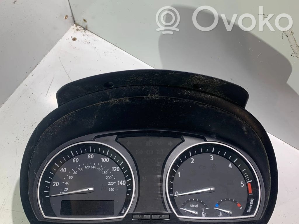 BMW X3 E83 Speedometer (instrument cluster) 